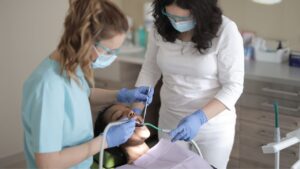 Quais cidades oferecem Implante Dentário Gratuito pelo SUS